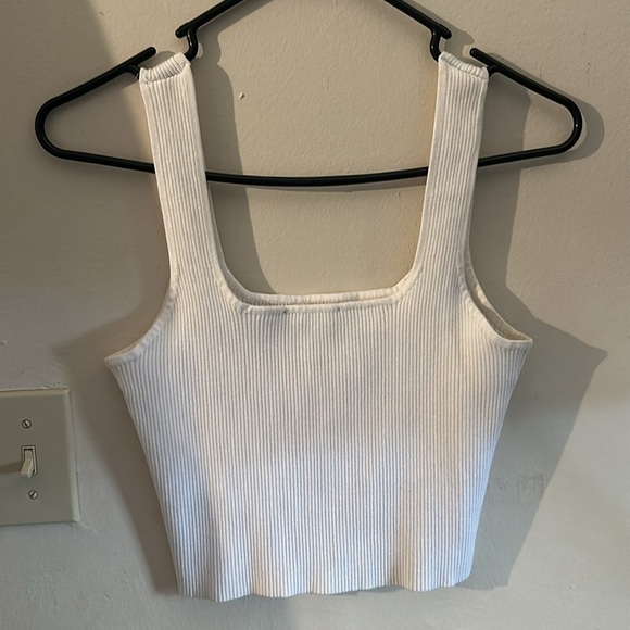 Forever 21 crop top - Picture 2 of 2
